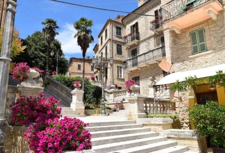 B&B Al Fiume Colonnella Exterior photo